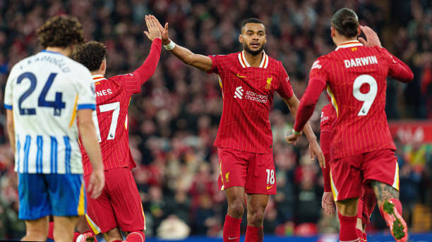 用头球攻破 用头球攻破