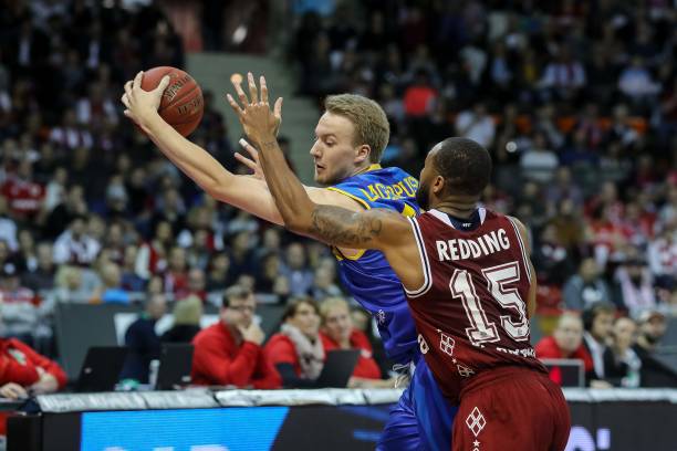 术上对年轻 术上对年轻